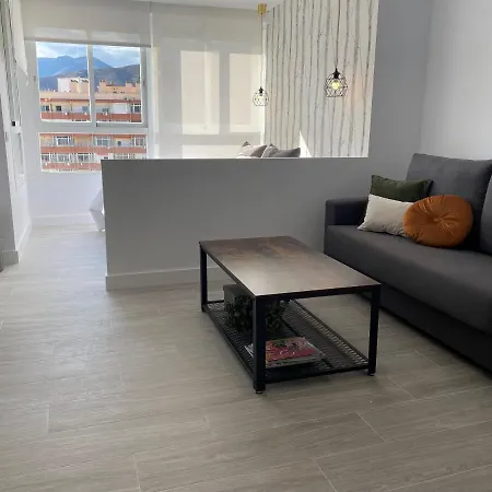 Apartment Carmen'S Cozy Apartment Torremolinos